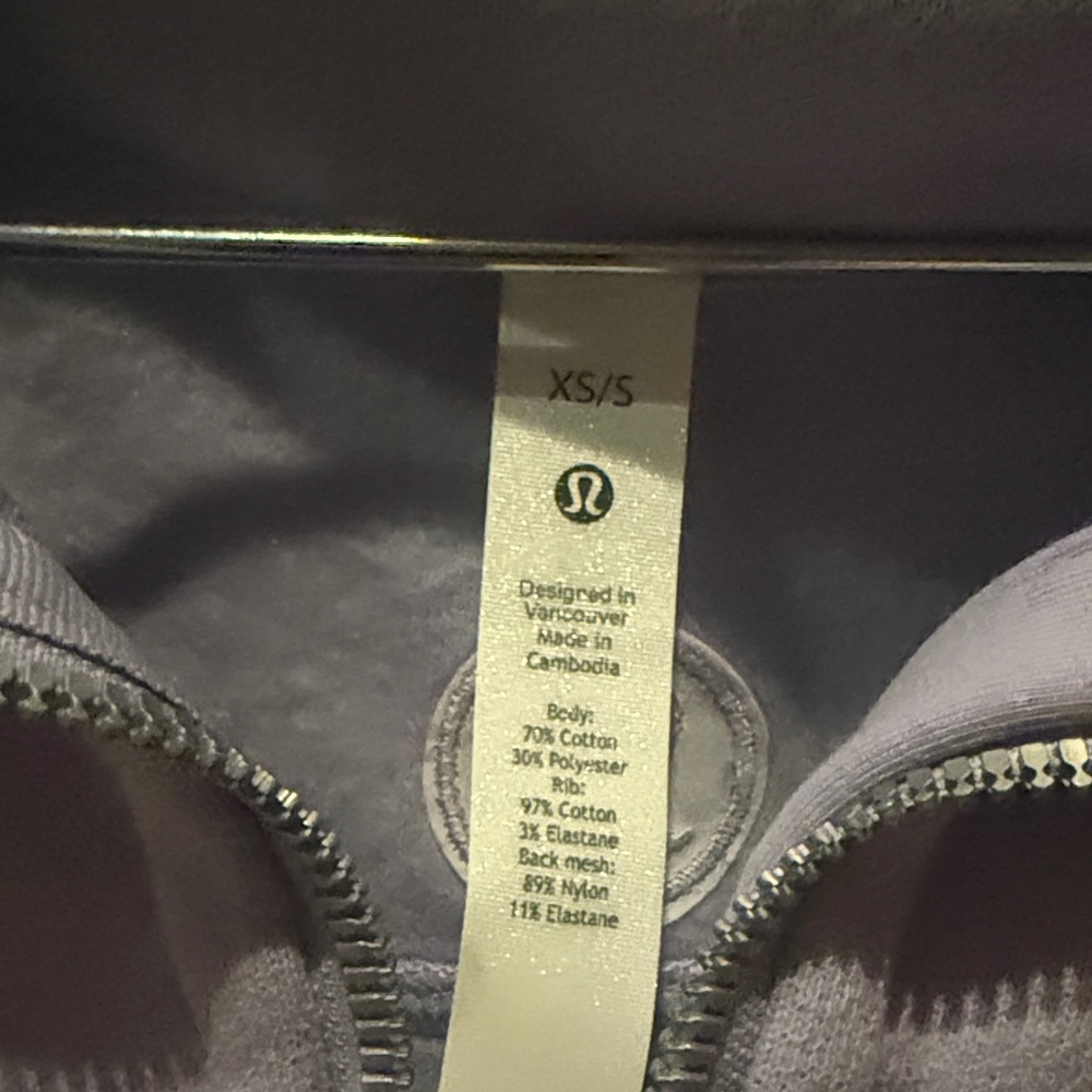 RARE NWT Lululemon Scuba lilac smoke - Picture 3 of 7